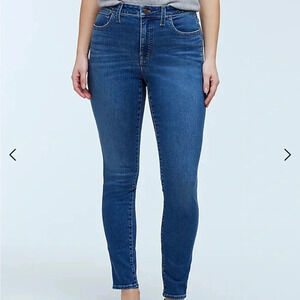 Madewell Women's Skinny Jeans in Blue